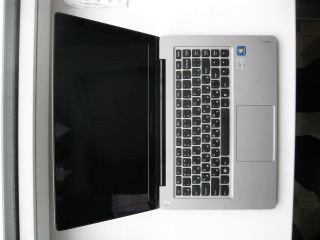 Ультрабук Lenovo U310 в раскрытом виде